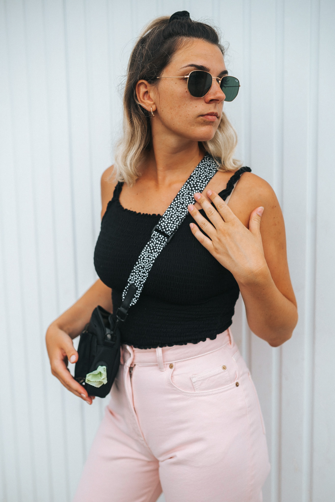 #pas-za-torbico_dots-and-spots